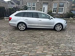 Used 2015 Skoda Superb Se Business Brilliant Silver - Interior and Exterior details 12