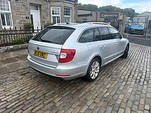 Used 2015 Skoda Superb Se Business Brilliant Silver - Interior and Exterior details 6