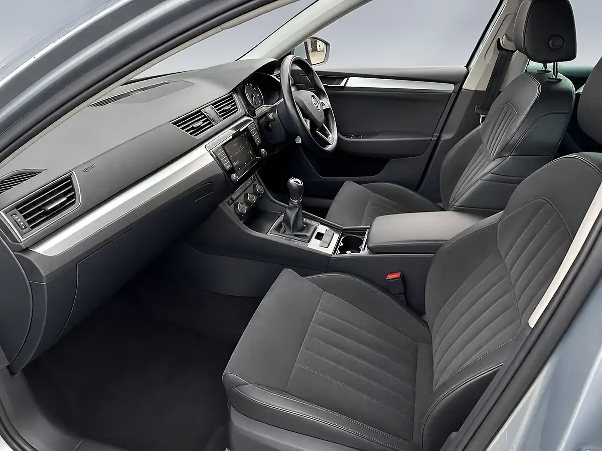 Used 2015 Skoda Superb Se Edition Grey - Interior and Exterior details 2