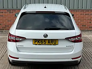 Used 2015 Skoda Superb Se L Executive White - Interior and Exterior details 10
