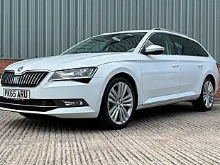Used 2015 Skoda Superb Se L Executive White - Interior and Exterior details 3
