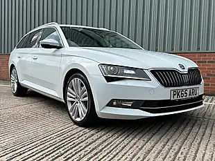 Used 2015 Skoda Superb Se L Executive White - Interior and Exterior details 5
