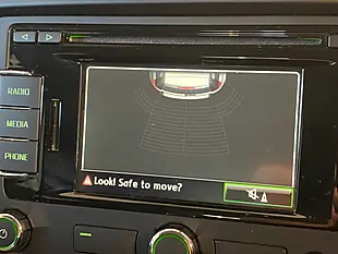 Used 2015 Skoda Yeti Black Edition White - Interior and Exterior details 11
