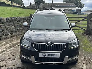 Used 2015 Skoda Yeti Elegance Black - Interior and Exterior details 3