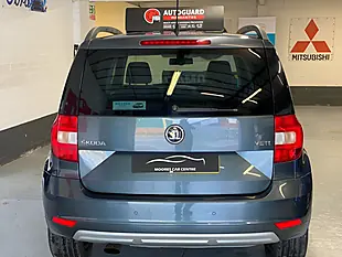 Used 2015 Skoda Yeti Elegance Grey - Interior and Exterior details 5