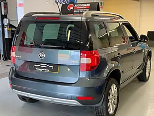 Used 2015 Skoda Yeti Elegance Grey - Interior and Exterior details 6