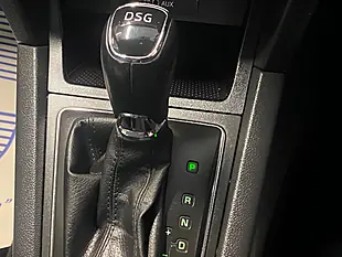 Used 2015 Skoda Yeti Elegance Grey - Interior and Exterior details 9