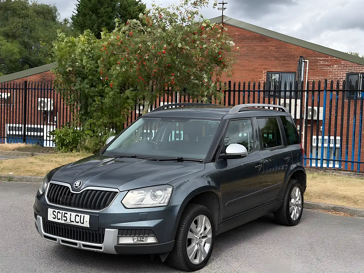 Used 2015 Skoda Yeti Elegance Outdoor Grey - Interior and Exterior details 13