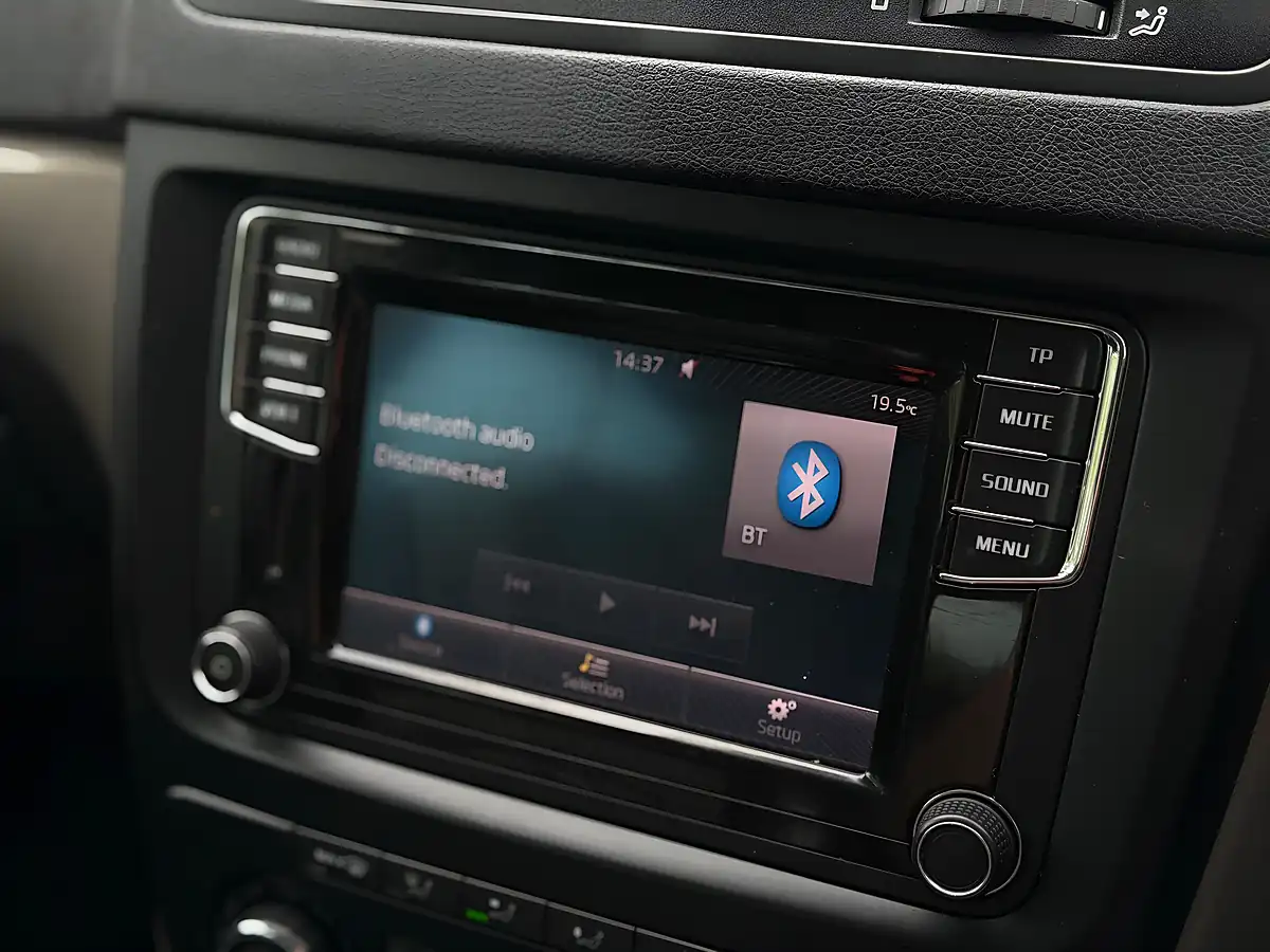 Used 2015 Skoda Yeti Elegance Outdoor Grey - Interior and Exterior details 20
