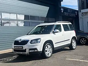 Used 2015 Skoda Yeti Elegance Outdoor White - Interior and Exterior details 4