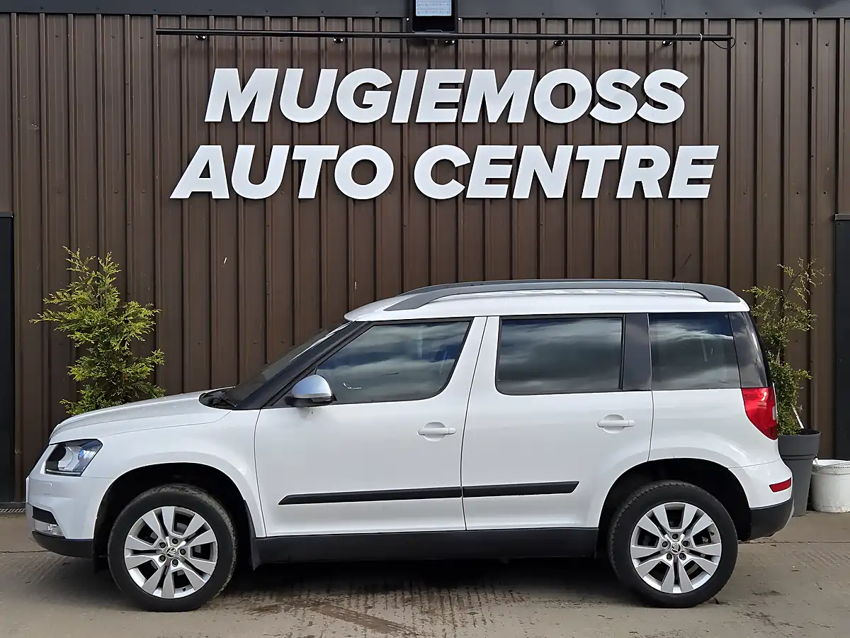 Used 2015 Skoda Yeti Elegance White - Interior and Exterior details 4