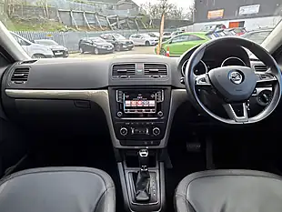 Used 2015 Skoda Yeti Elegance White - Interior and Exterior details 7