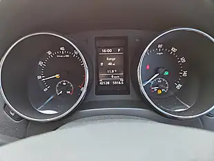 Used 2015 Skoda Yeti Elegance White - Interior and Exterior details 9