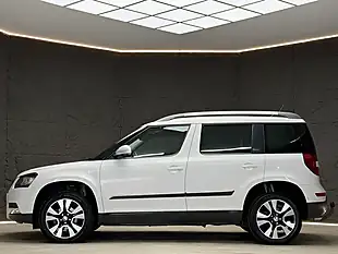 Used 2015 Skoda Yeti Laurin & Klement Outdoor White - Interior and Exterior details 7