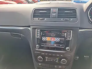 Used 2015 Skoda Yeti Monte Carlo Grey - Interior and Exterior details 15