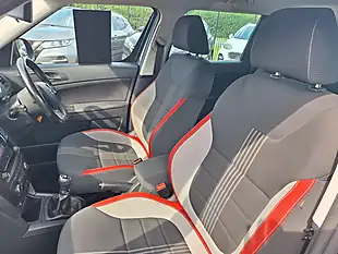 Used 2015 Skoda Yeti Monte Carlo Grey - Interior and Exterior details 7