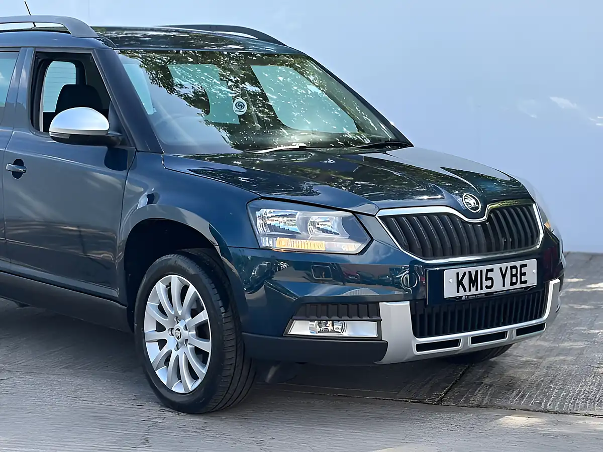 Used 2015 Skoda Yeti Outdoor Se Pacific Blue - Interior and Exterior details 5