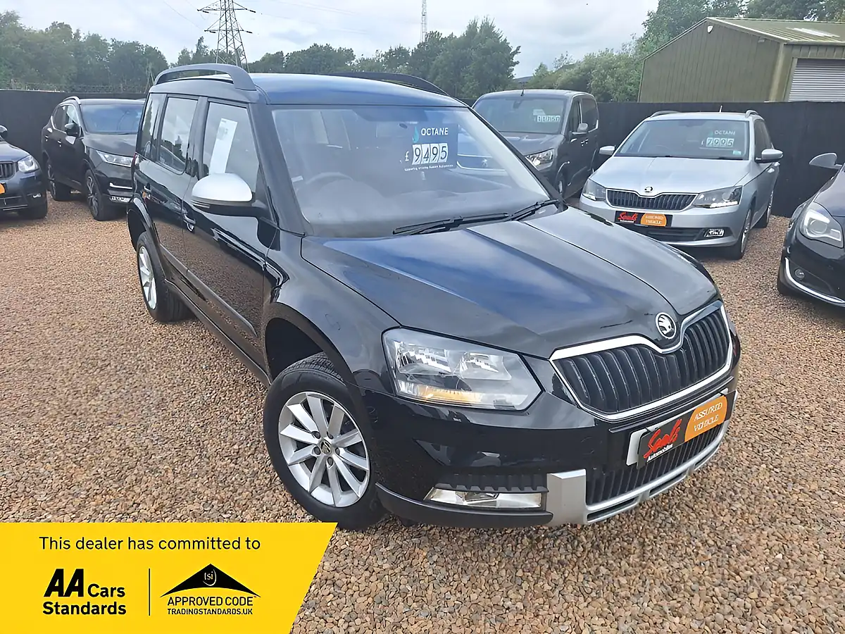 Used 2015 Skoda Yeti S Outdoor Black - Front View