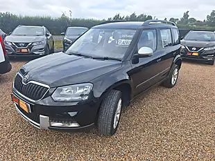 Used 2015 Skoda Yeti S Outdoor Black - Interior and Exterior details 3