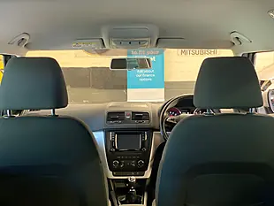 Used 2015 Skoda Yeti Se Business Outdoor Grey - Interior and Exterior details 13