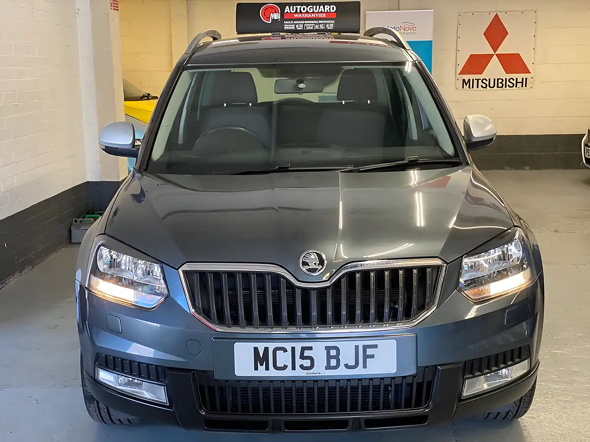 Used 2015 Skoda Yeti Se Business Outdoor Grey - Interior and Exterior details 3
