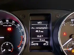 Used 2015 Skoda Yeti Se Business Outdoor Grey - Interior and Exterior details 7