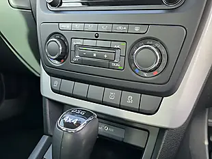 Used 2015 Skoda Yeti Se Business White - Interior and Exterior details 17