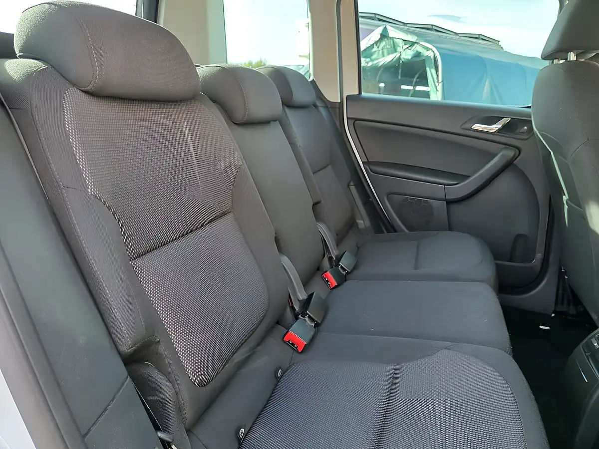 Used 2015 Skoda Yeti Se Business White - Interior and Exterior details 19