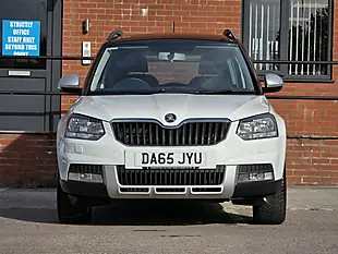Used 2015 Skoda Yeti Se Business White - Interior and Exterior details 8