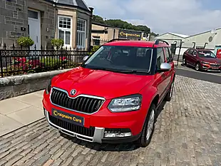 Used 2015 Skoda Yeti Se Outdoor Corrida Red - Interior and Exterior details 9