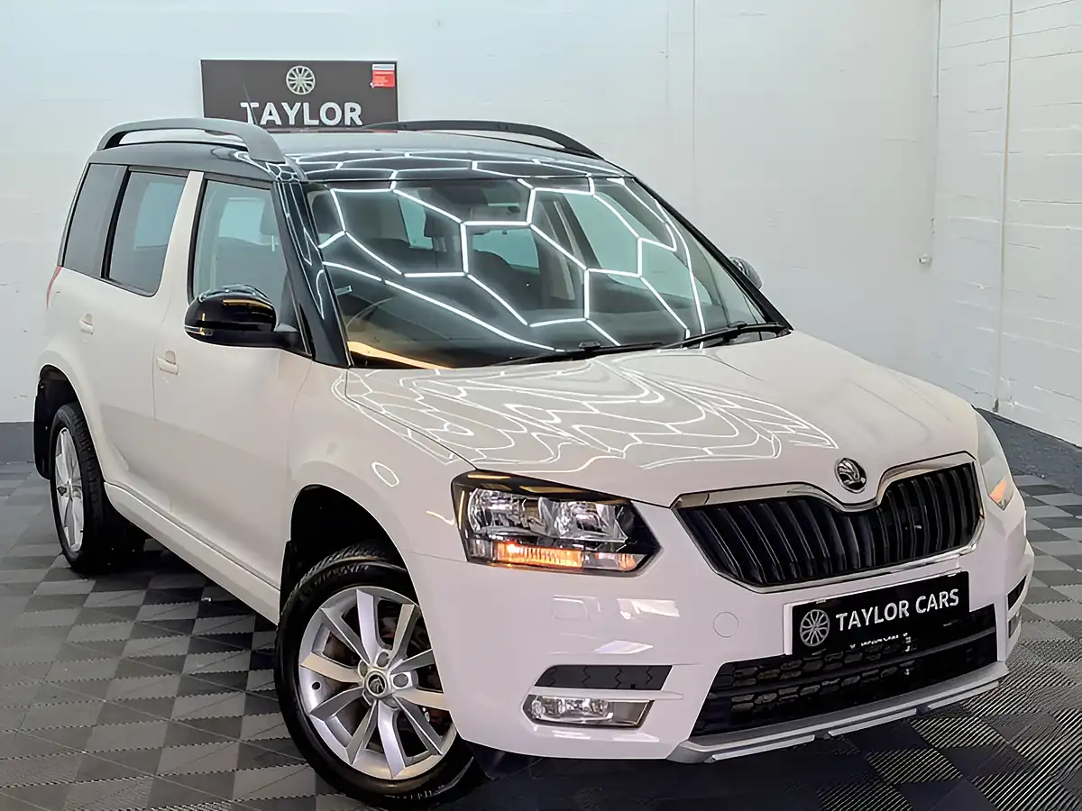 Used 2015 Skoda Yeti Se White - Interior and Exterior details 3
