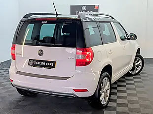 Used 2015 Skoda Yeti Se White - Interior and Exterior details 5