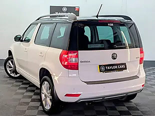 Used 2015 Skoda Yeti Se White - Interior and Exterior details 7