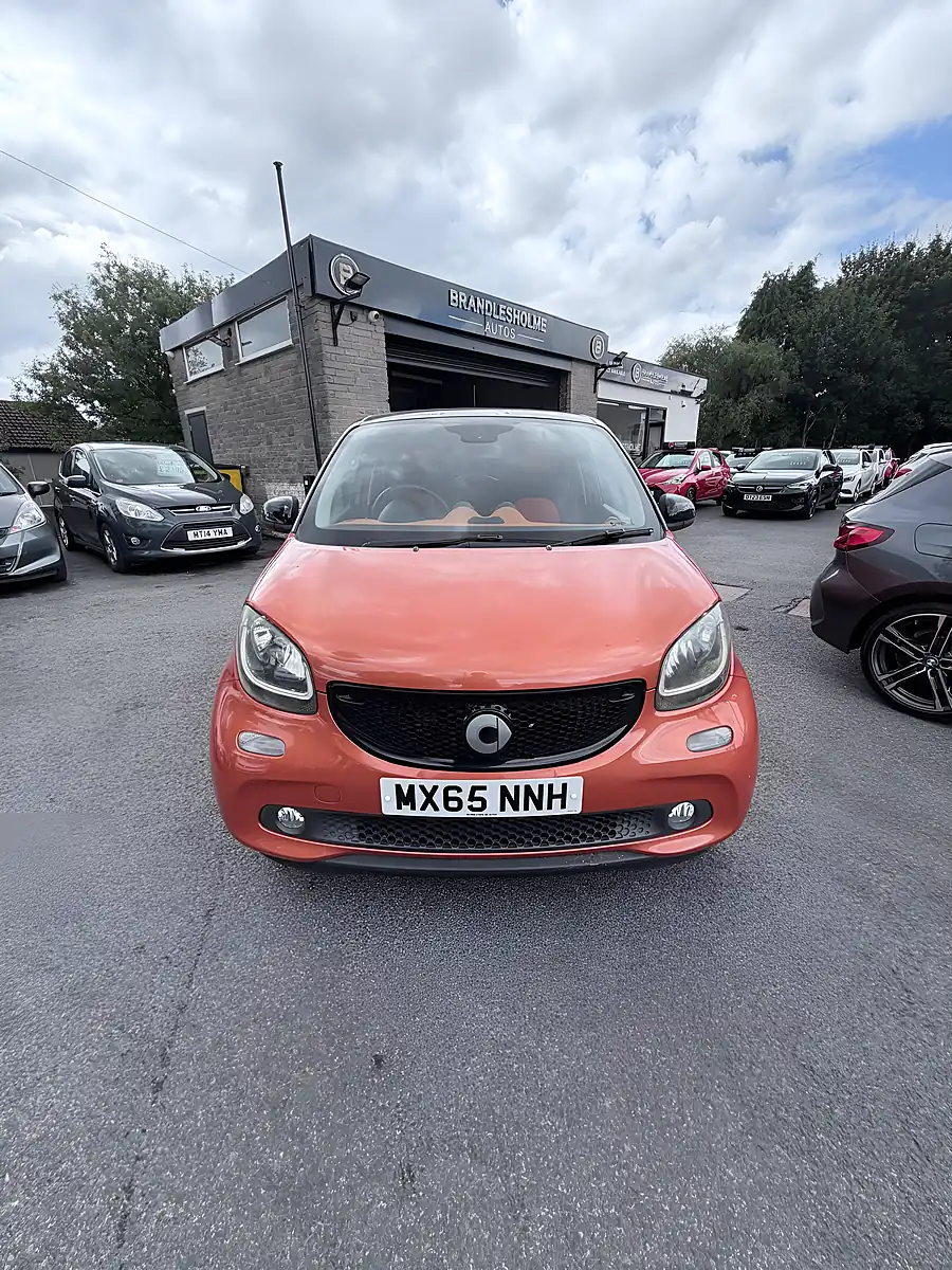 Used 2015 Smart Forfour Lava Orange - Interior and Exterior details 4