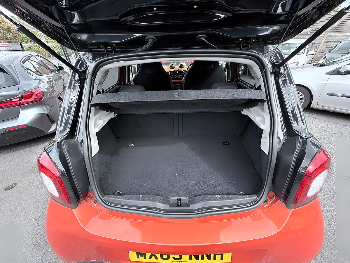Used 2015 Smart Forfour Lava Orange - Interior and Exterior details 8