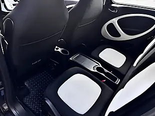 Used 2015 Smart Forfour Passion Black - Interior and Exterior details 14