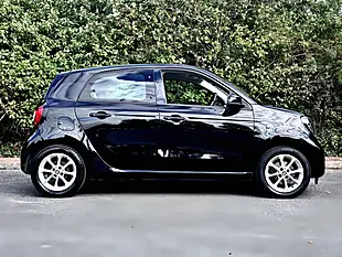 Used 2015 Smart Forfour Passion Black - Interior and Exterior details 4