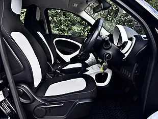 Used 2015 Smart Forfour Passion Black - Interior and Exterior details 9