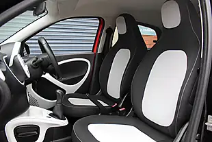Used 2015 Smart Forfour Passion Red - Interior and Exterior details 15
