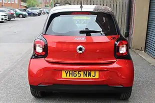Used 2015 Smart Forfour Passion Red - Interior and Exterior details 8