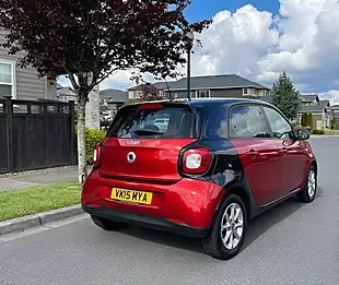 Used 2015 Smart Forfour Passion Red - Interior and Exterior details 5