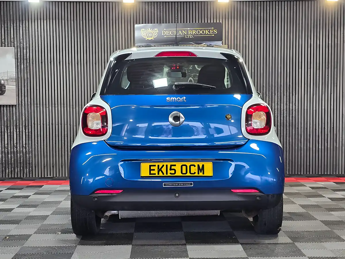 Used 2015 Smart Forfour Prime (premium) Blue - Interior and Exterior details 4