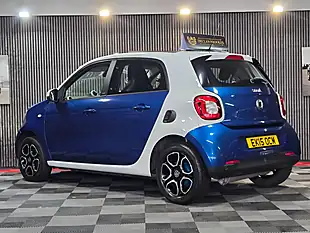 Used 2015 Smart Forfour Prime (premium) Blue - Interior and Exterior details 5