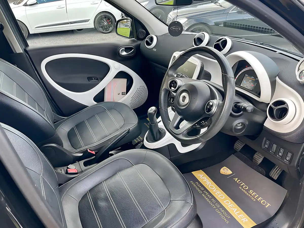 Used 2015 Smart Forfour Prime Premium Grey - Interior and Exterior details 12
