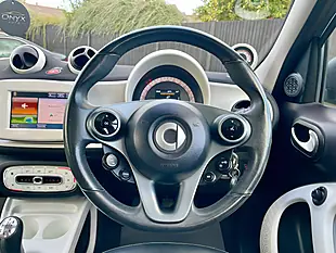 Used 2015 Smart Forfour Prime Premium Grey - Interior and Exterior details 13