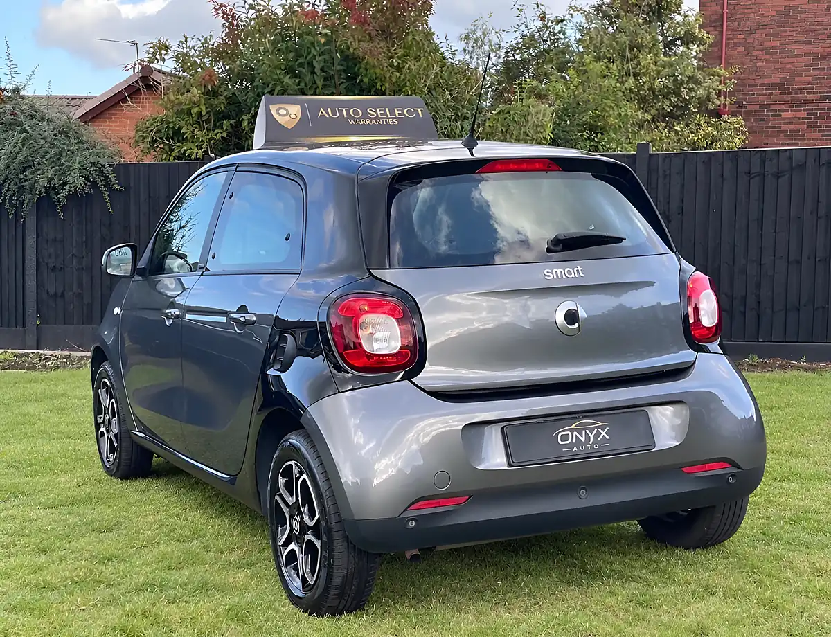 Used 2015 Smart Forfour Prime Premium Grey - Interior and Exterior details 6