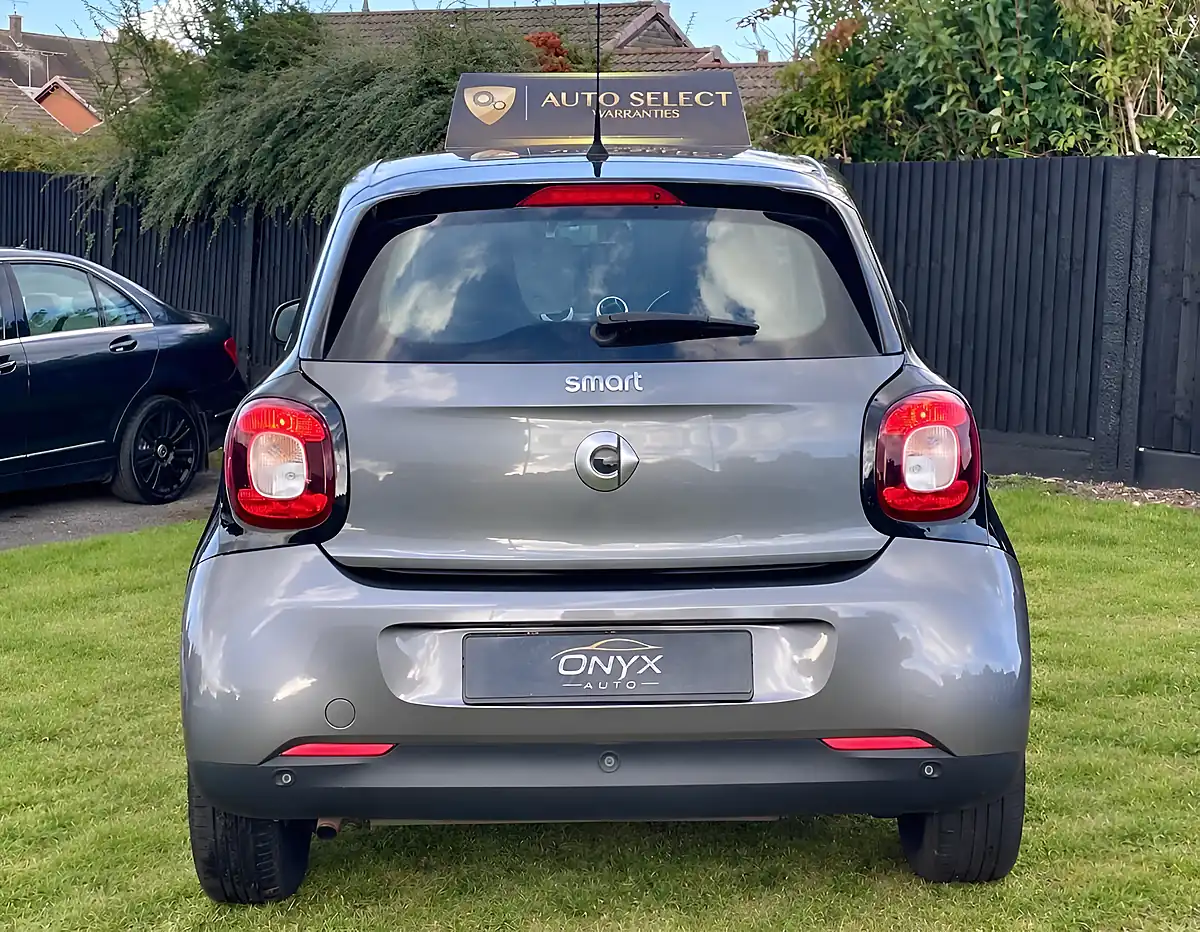 Used 2015 Smart Forfour Prime Premium Grey - Interior and Exterior details 7
