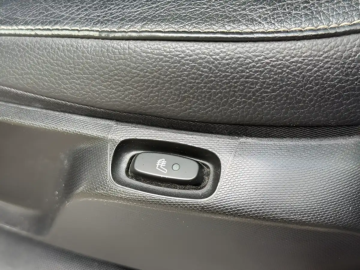 Used 2015 Smart Forfour Prime (premium Plus) Silver - Interior and Exterior details 14