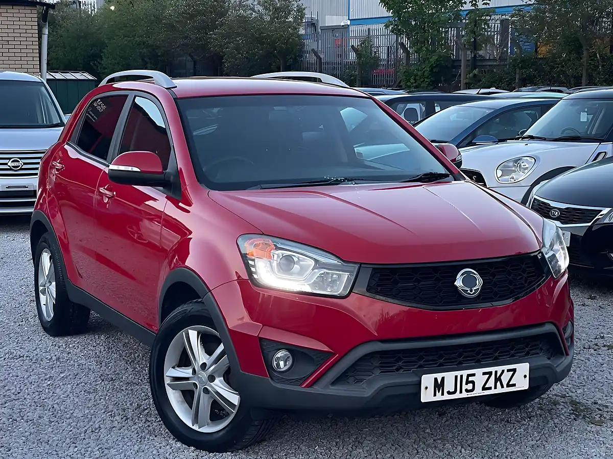 Used 2015 Ssangyong Korando ELX4 Red - Front View