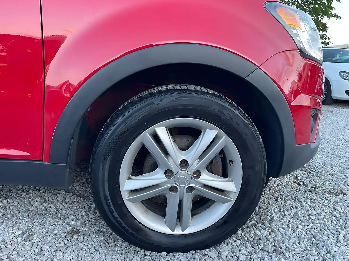 Used 2015 Ssangyong Korando ELX4 Red - Interior and Exterior details 18